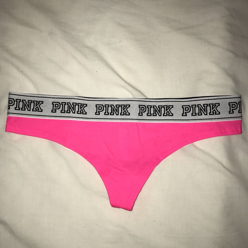 VS PINK THONG